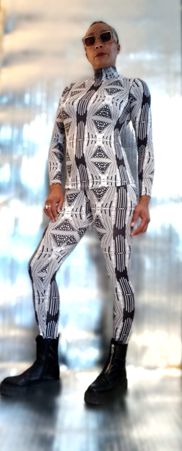 Total look top long sleeve turtleneck & long tight