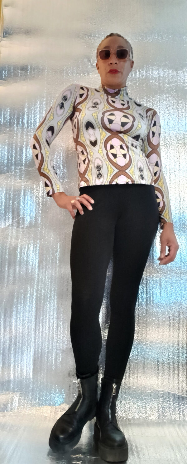 Top long sleeve turtleneck