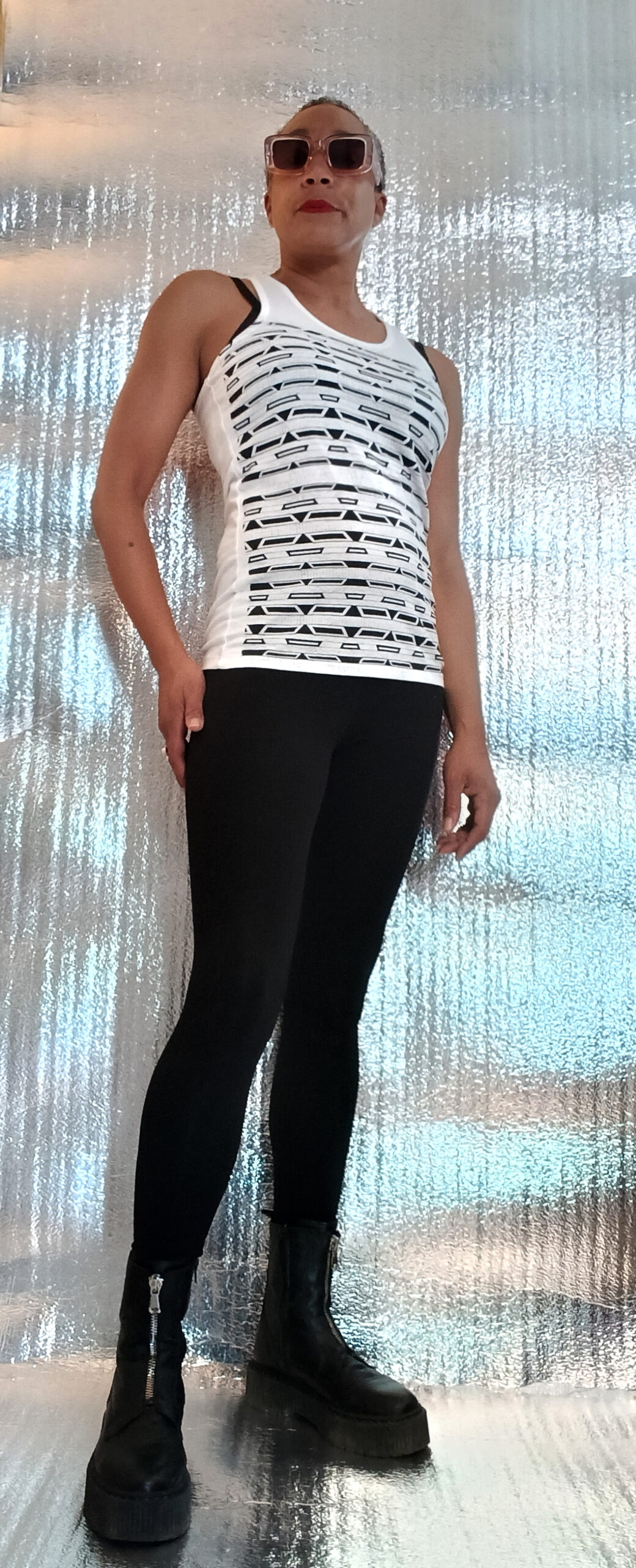 Other products : Tank Top white silkscreen printed by hand