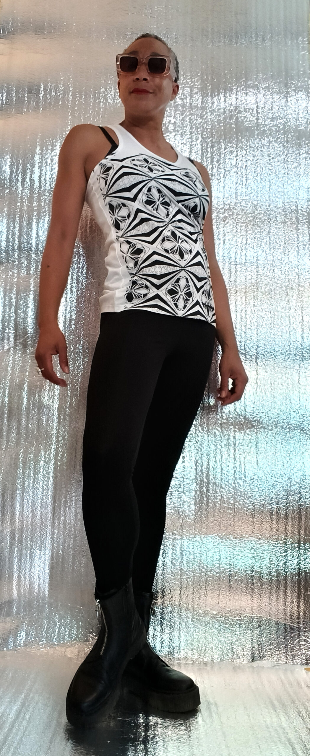 Other products : Tank Top white silkscreen printed by hand - Afbeelding 4